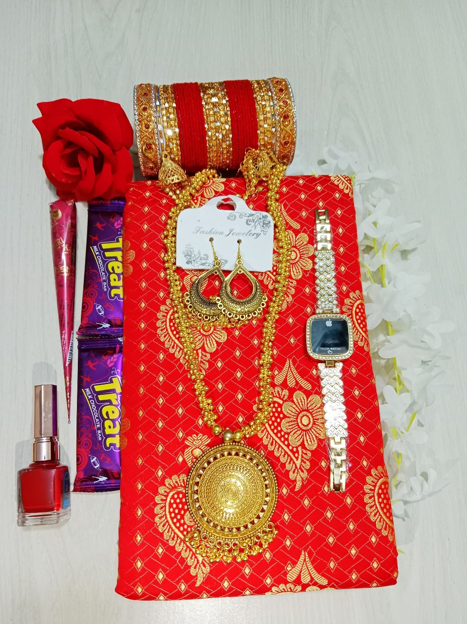 ভালোবাসার গিফট কম্বো সেট 💜